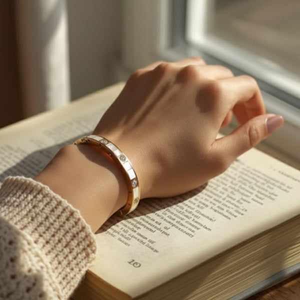White Enamel Edge Kada