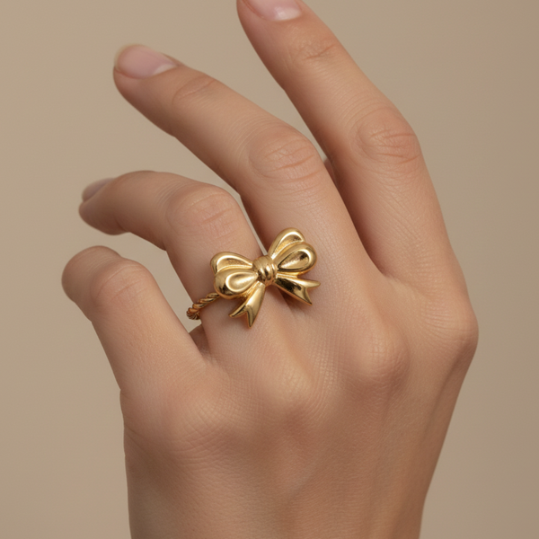 Chic Sleek Ring