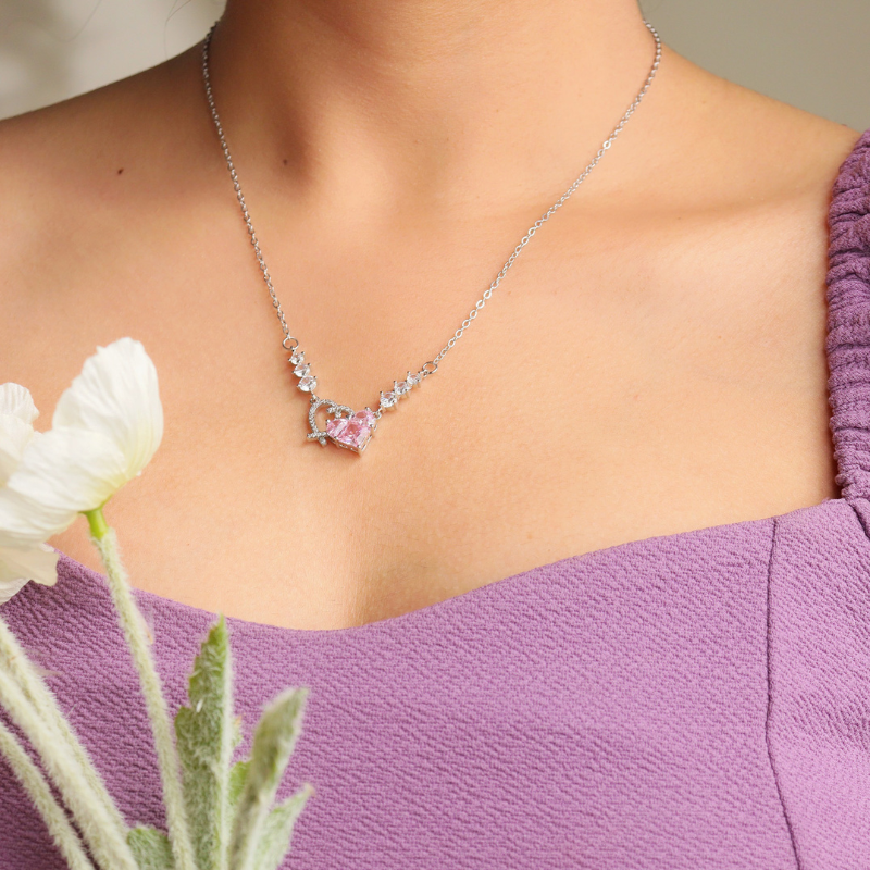 Medusa Necklace
