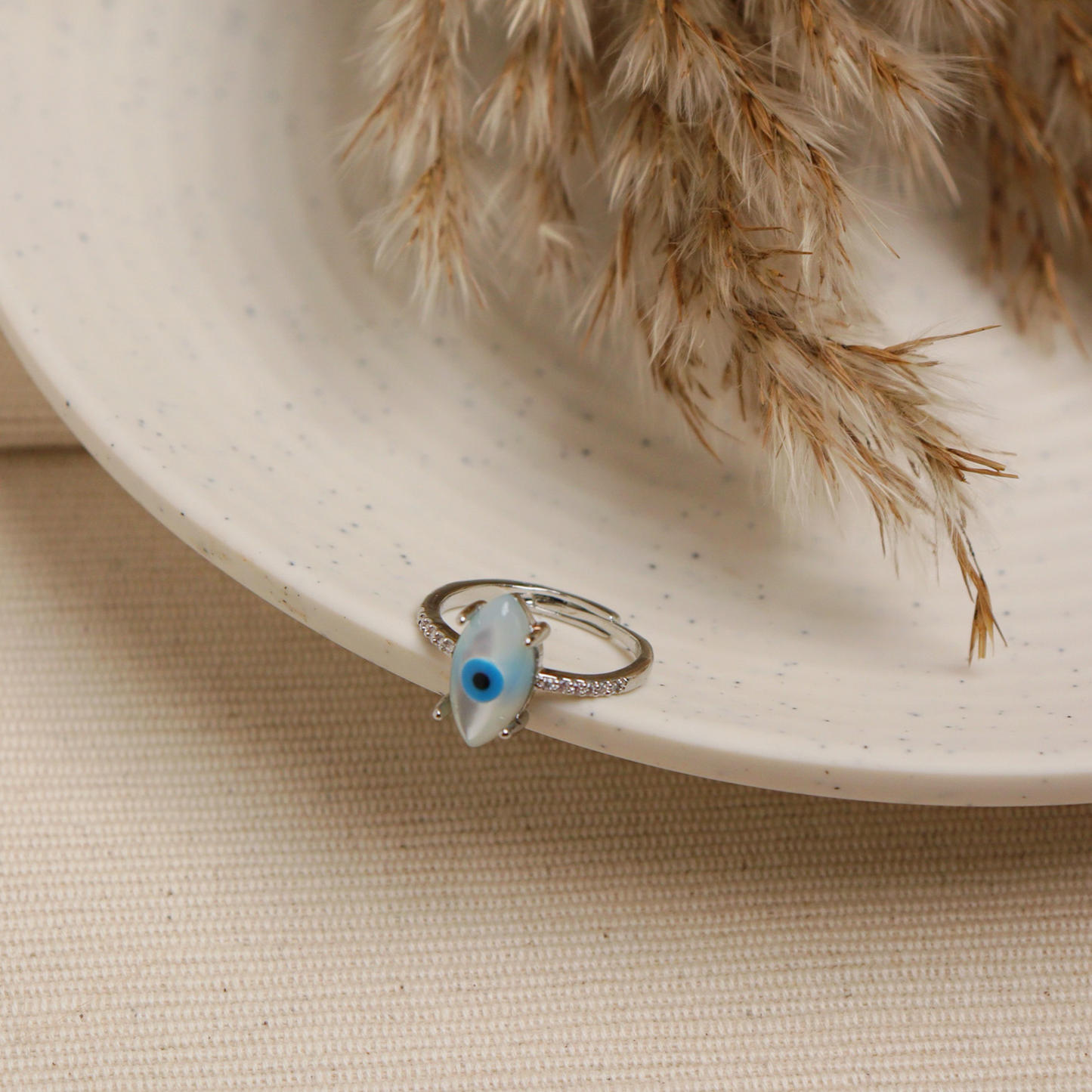 Callisto Ring