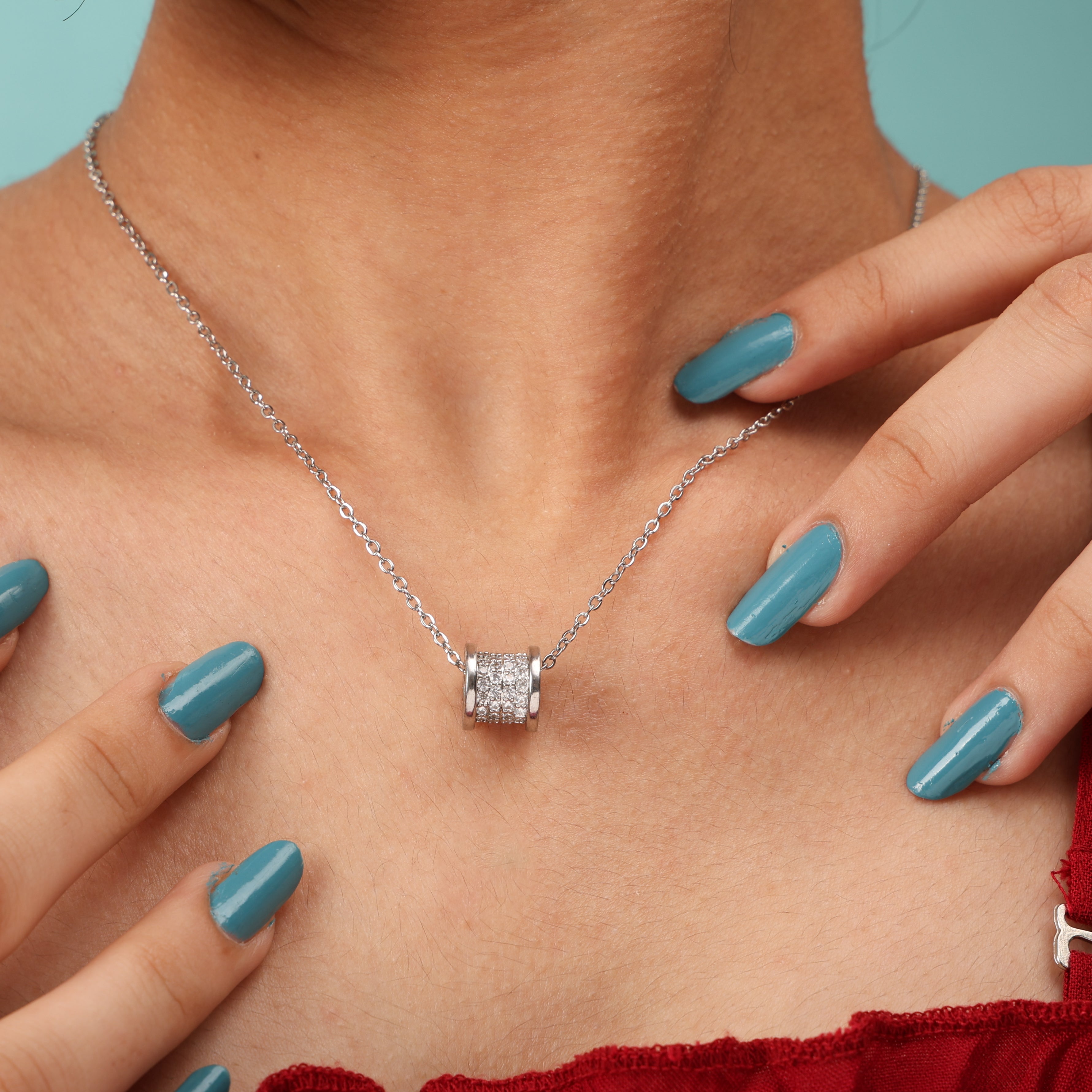 Zircon Studded Cylinder Pendant Necklace