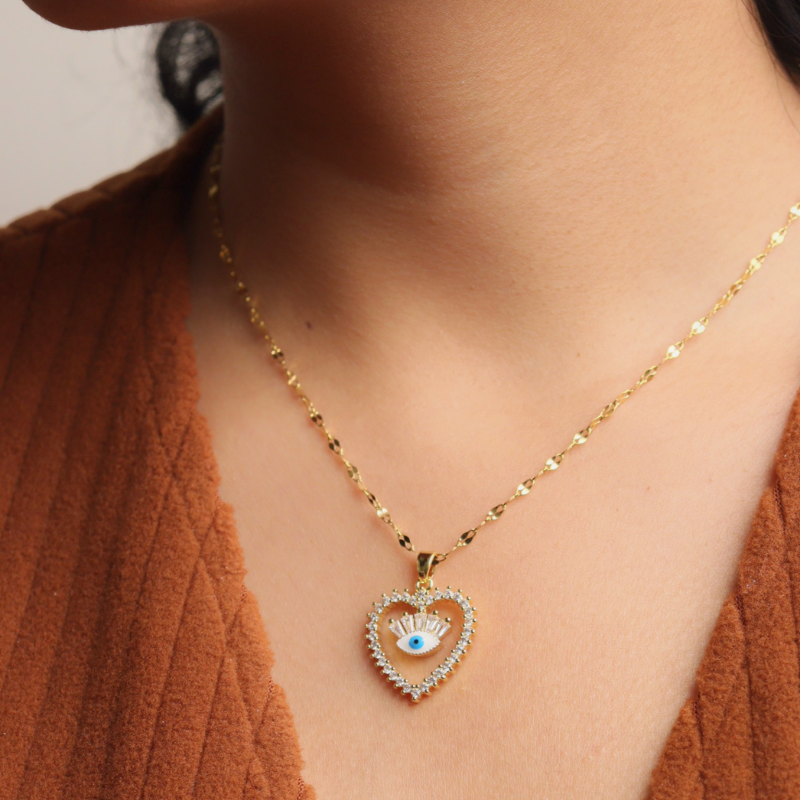 Heart Eyes Necklace