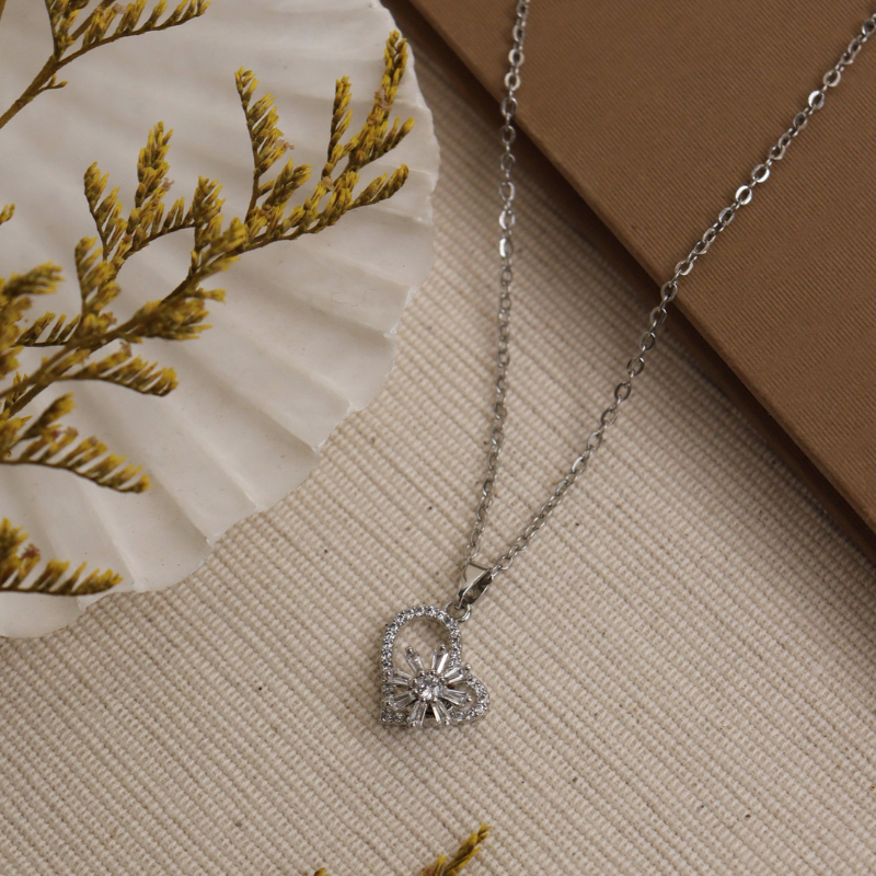 Blooming Heart Necklace