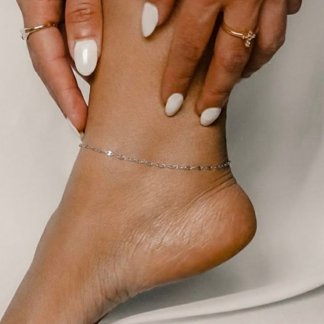Silver Minimal Loop Anklet