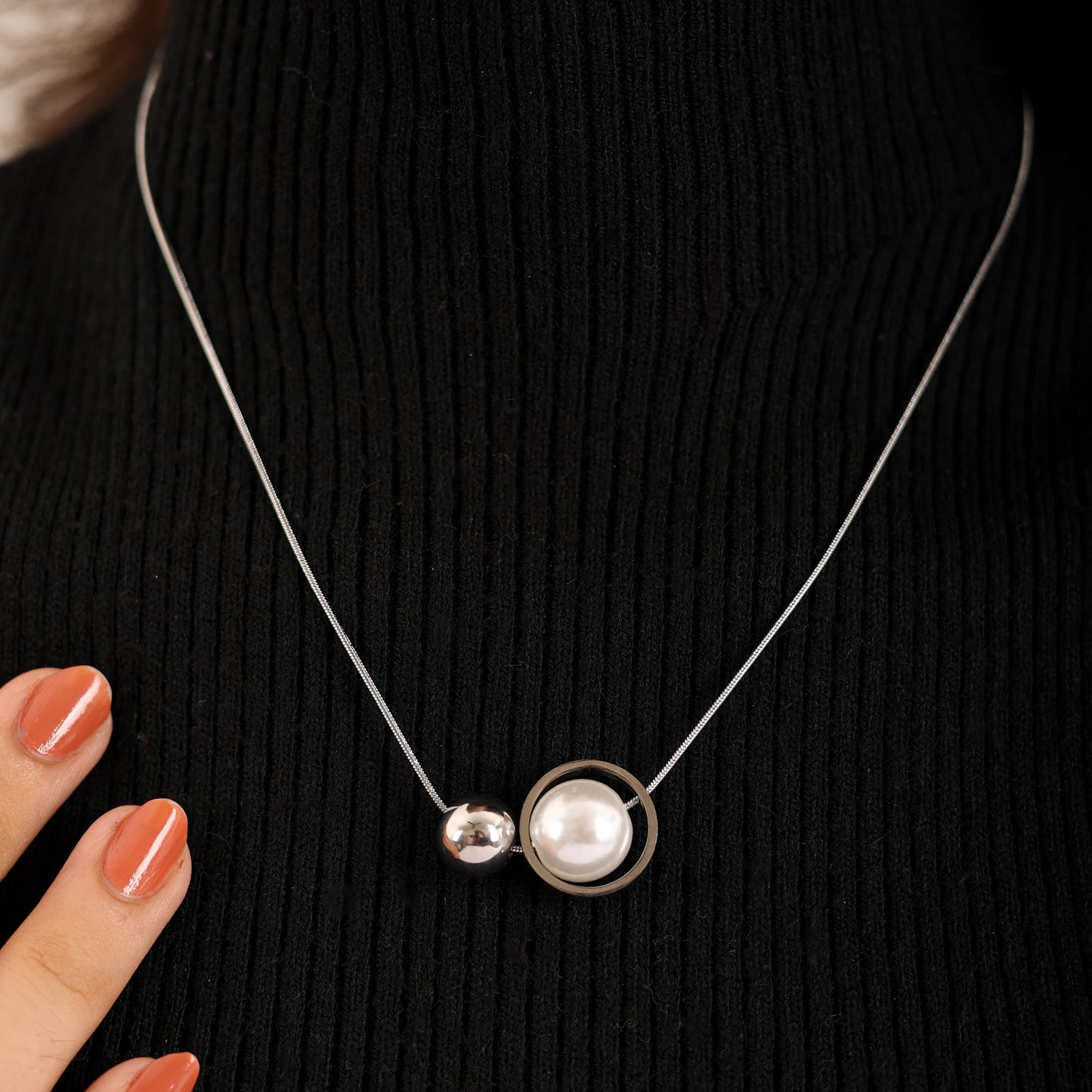 Palace Lights Necklace