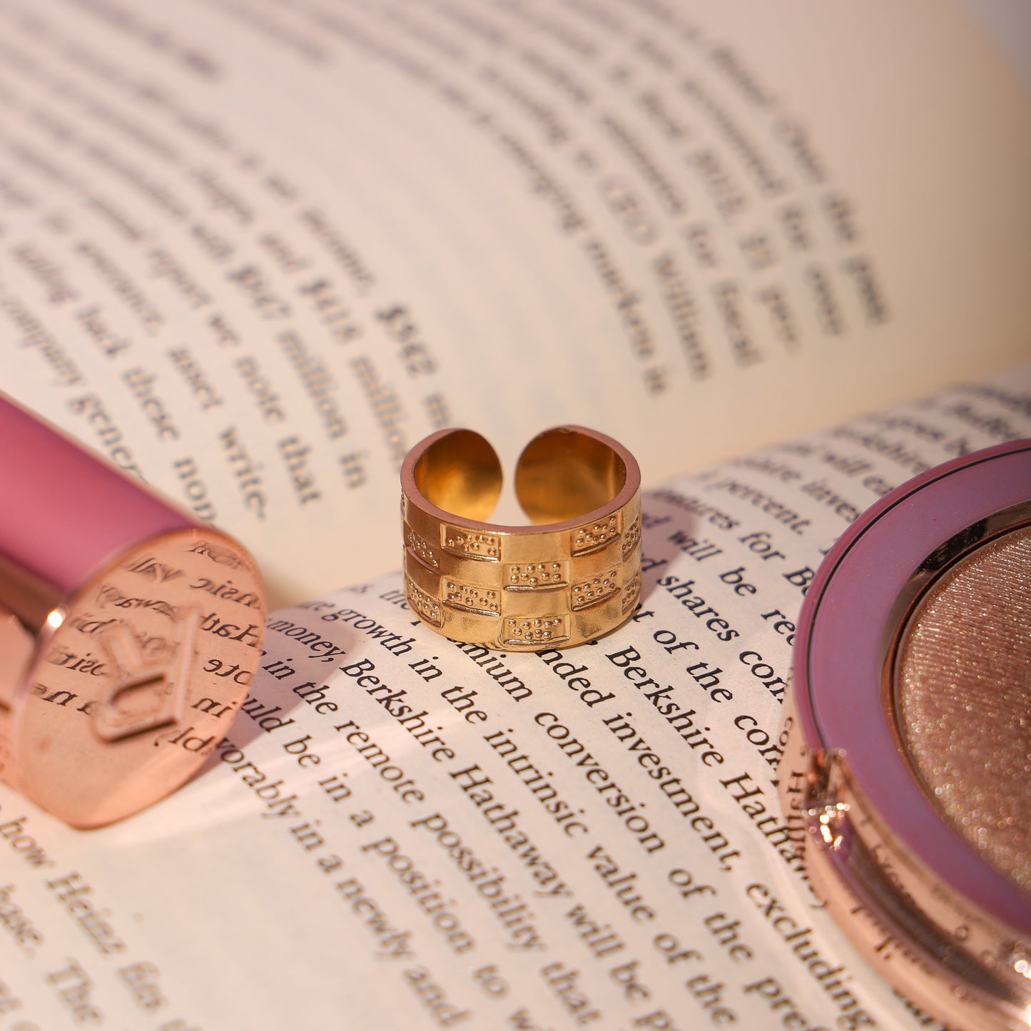 Geometric Weave Ring