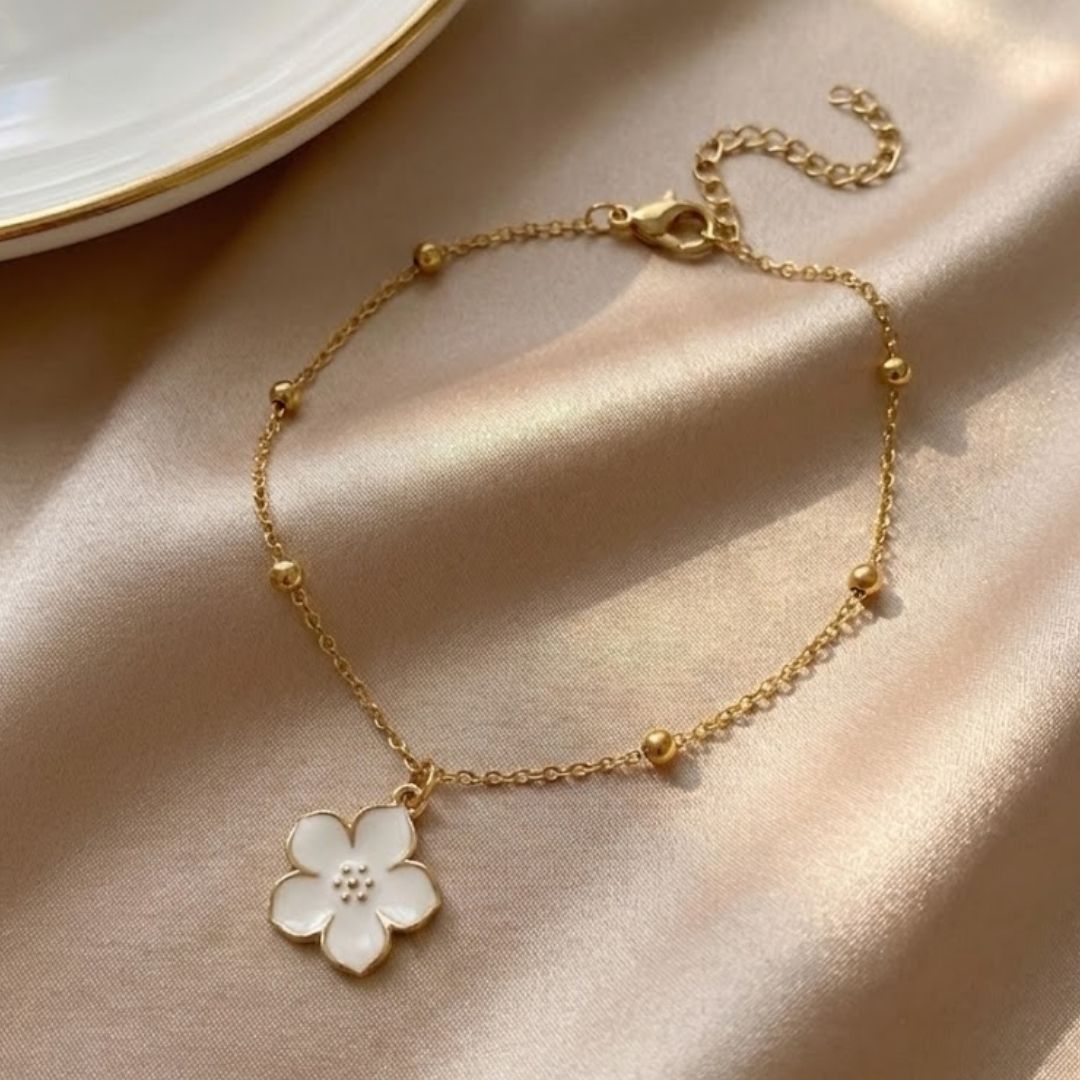 White Blossom Whisper Anklet