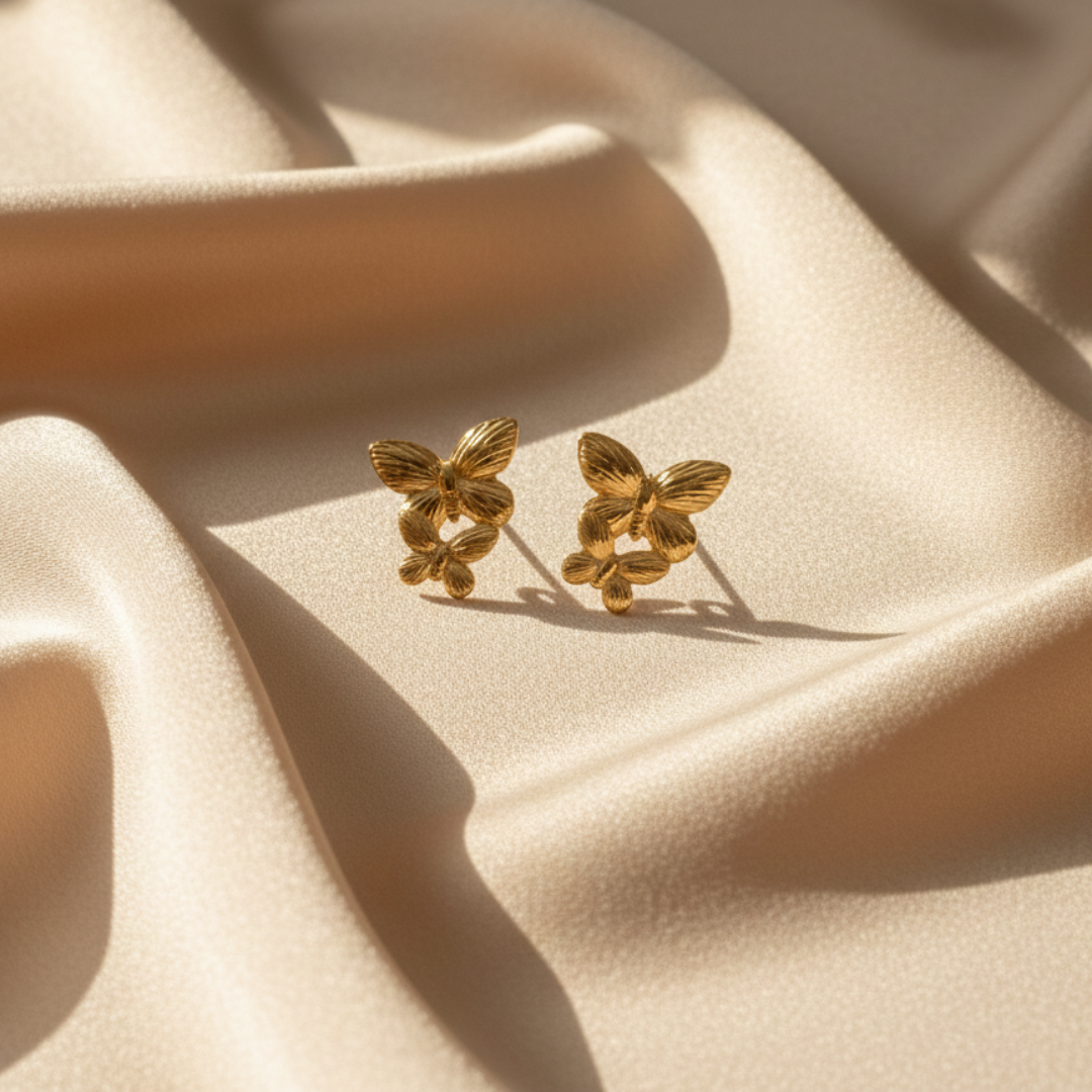 Gimmicky Freak Earrings