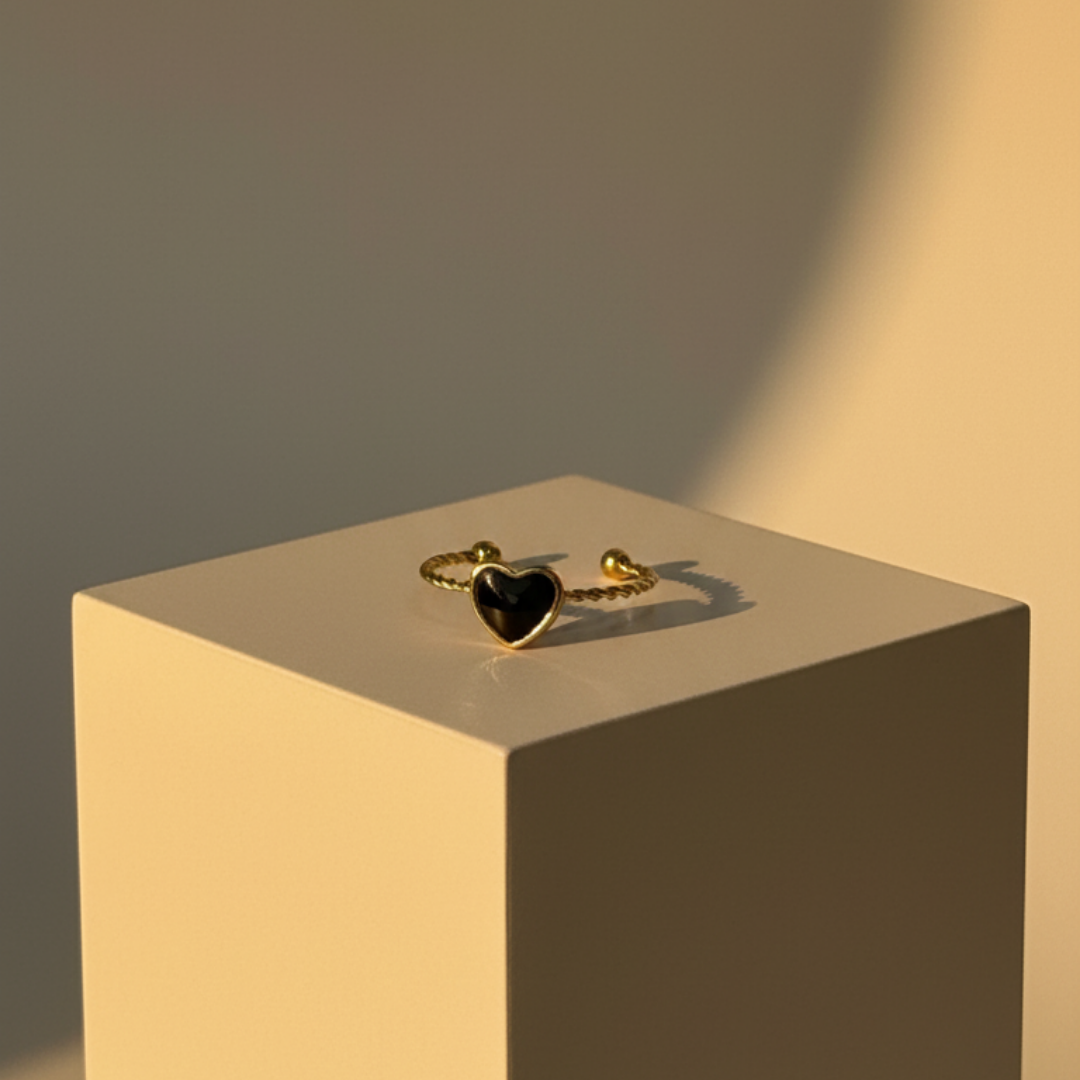 Heart of Shadows Ring