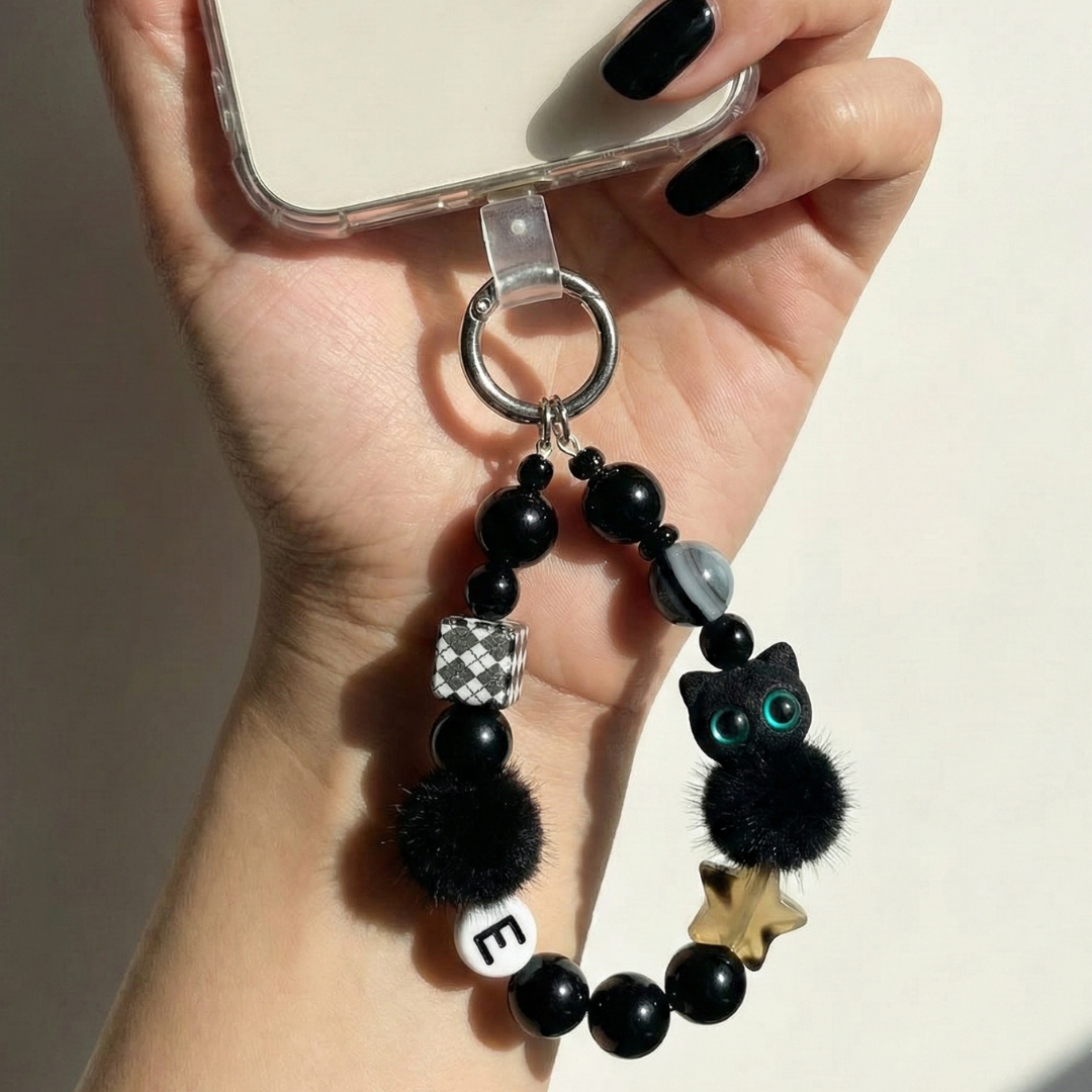 Midnight Kitty Charm Loop