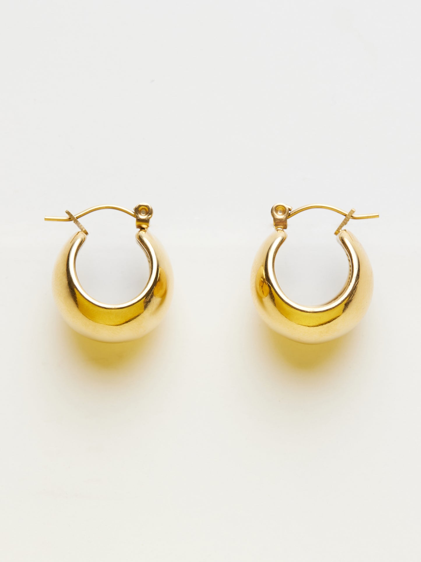 Cushy Curvy Earrings