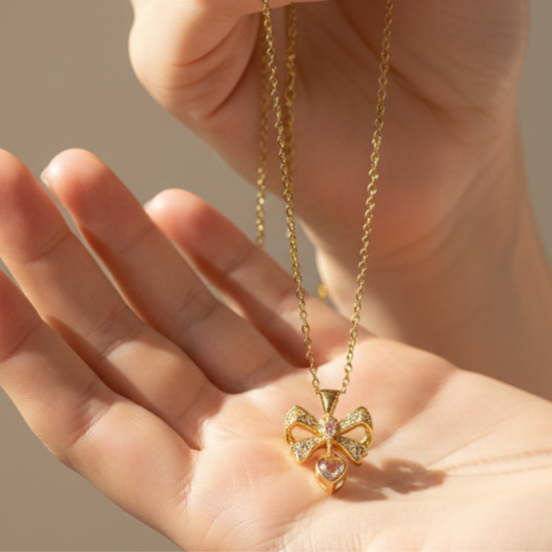 Bow-Shaped Zircon Diamond Necklace