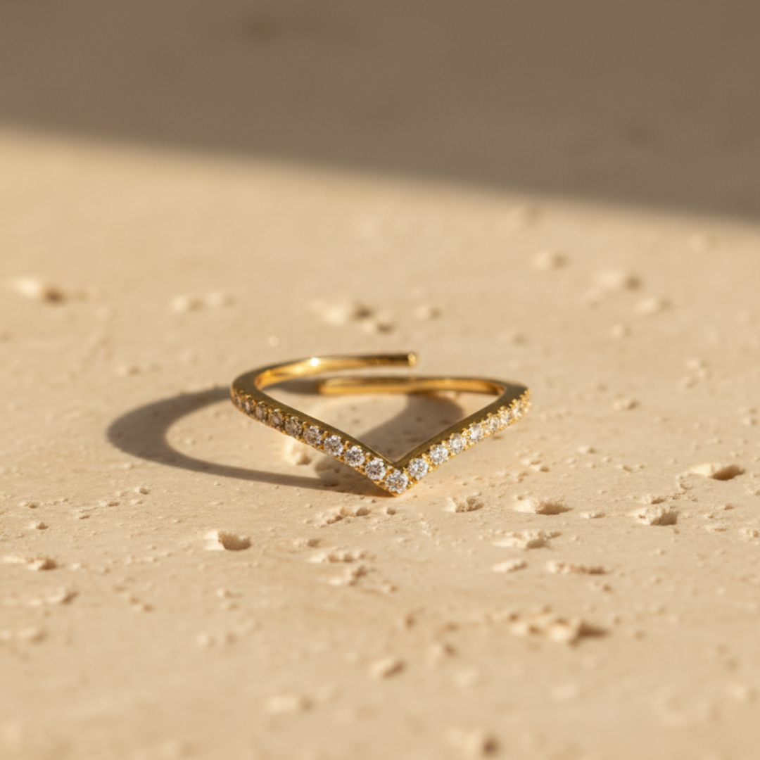 V SHAPE PINK ZIRCON RING