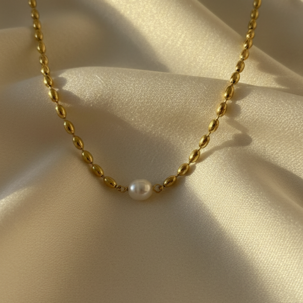 Vintage Bead Necklace With Pearl