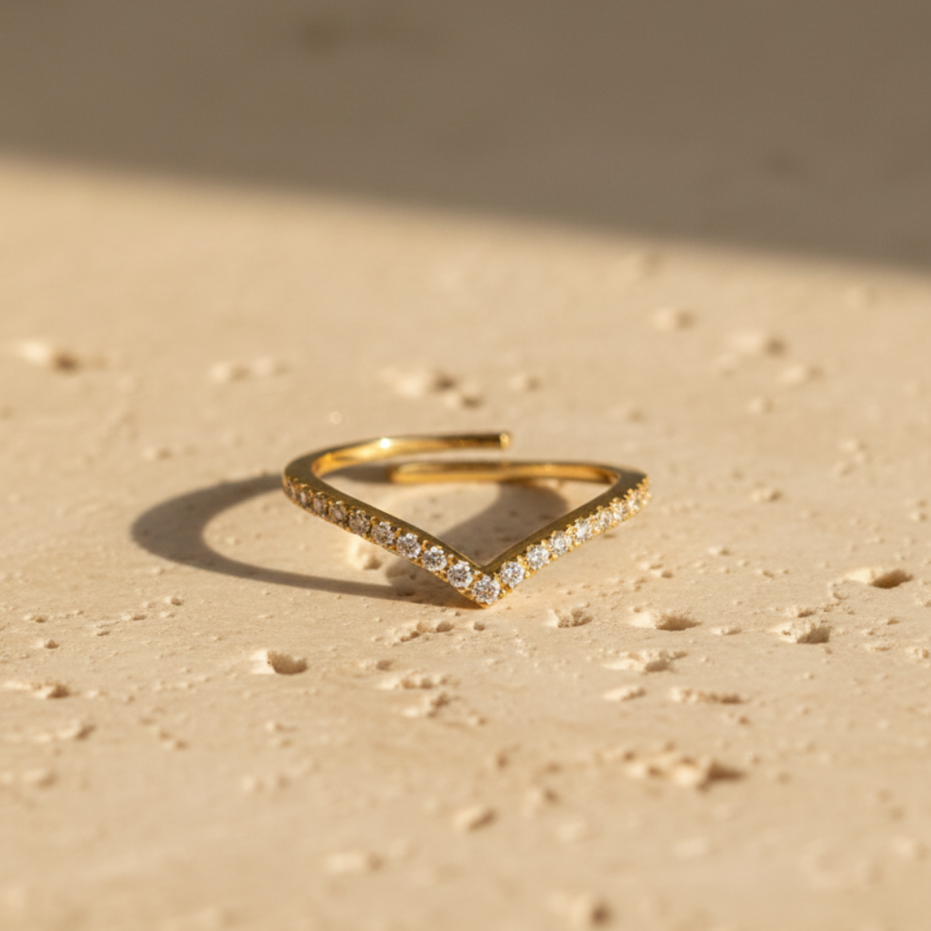 V Shape White Zircon Ring