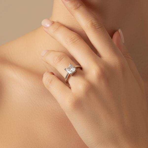 Sleek Zircon Ring