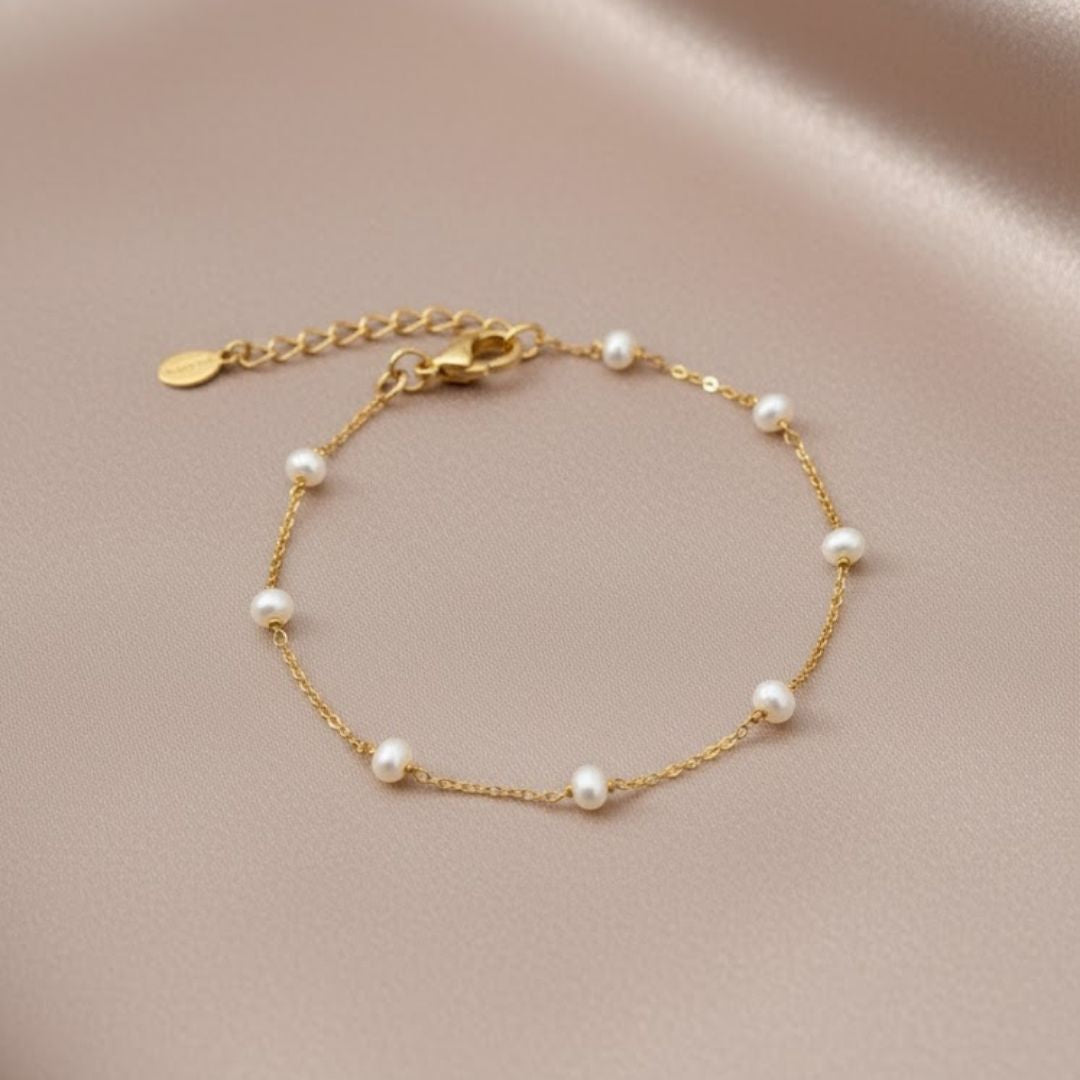 Pearl Drop Minimalist Bracelet
