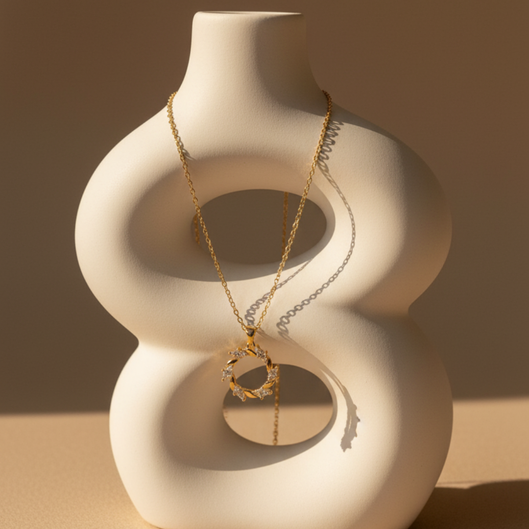 Infinite Swirl Zircon Diamond Necklace