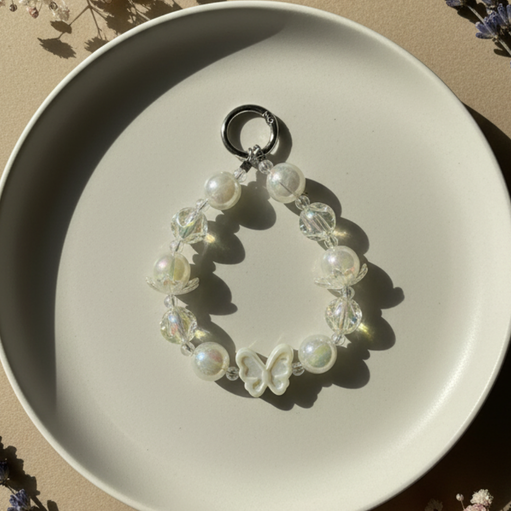 flutter fly mobile charm