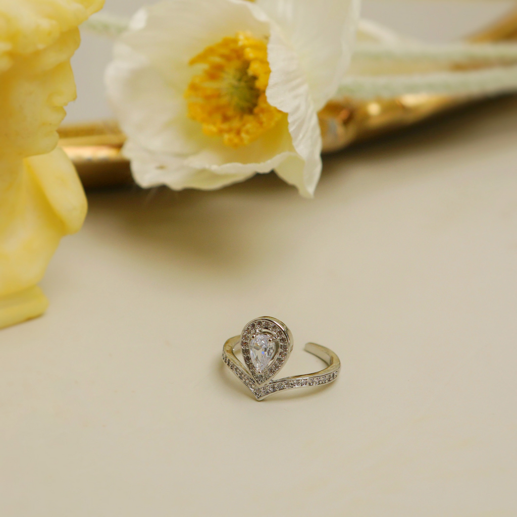 Pear Drop Sparkle Ring