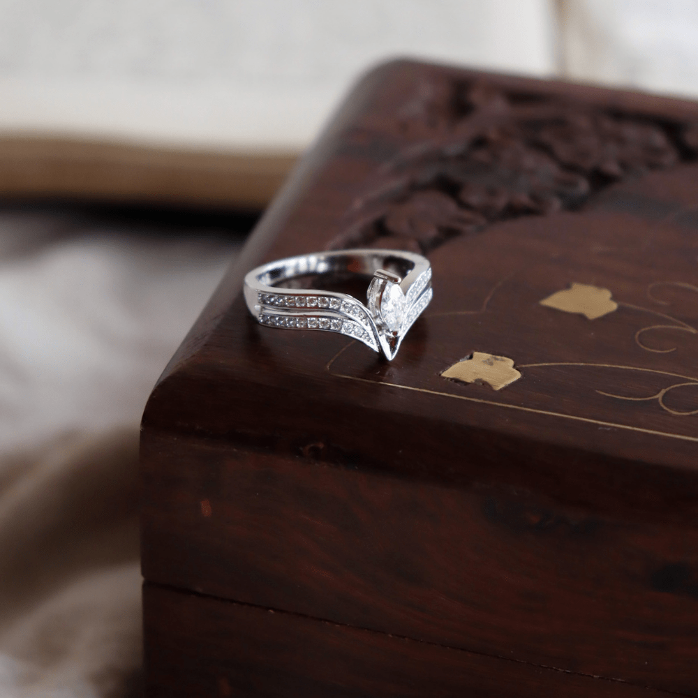 Marquise V-Shaped Zircon Ring