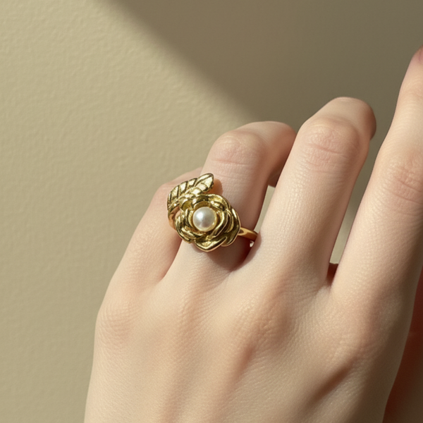 Rosy Foliage Ring