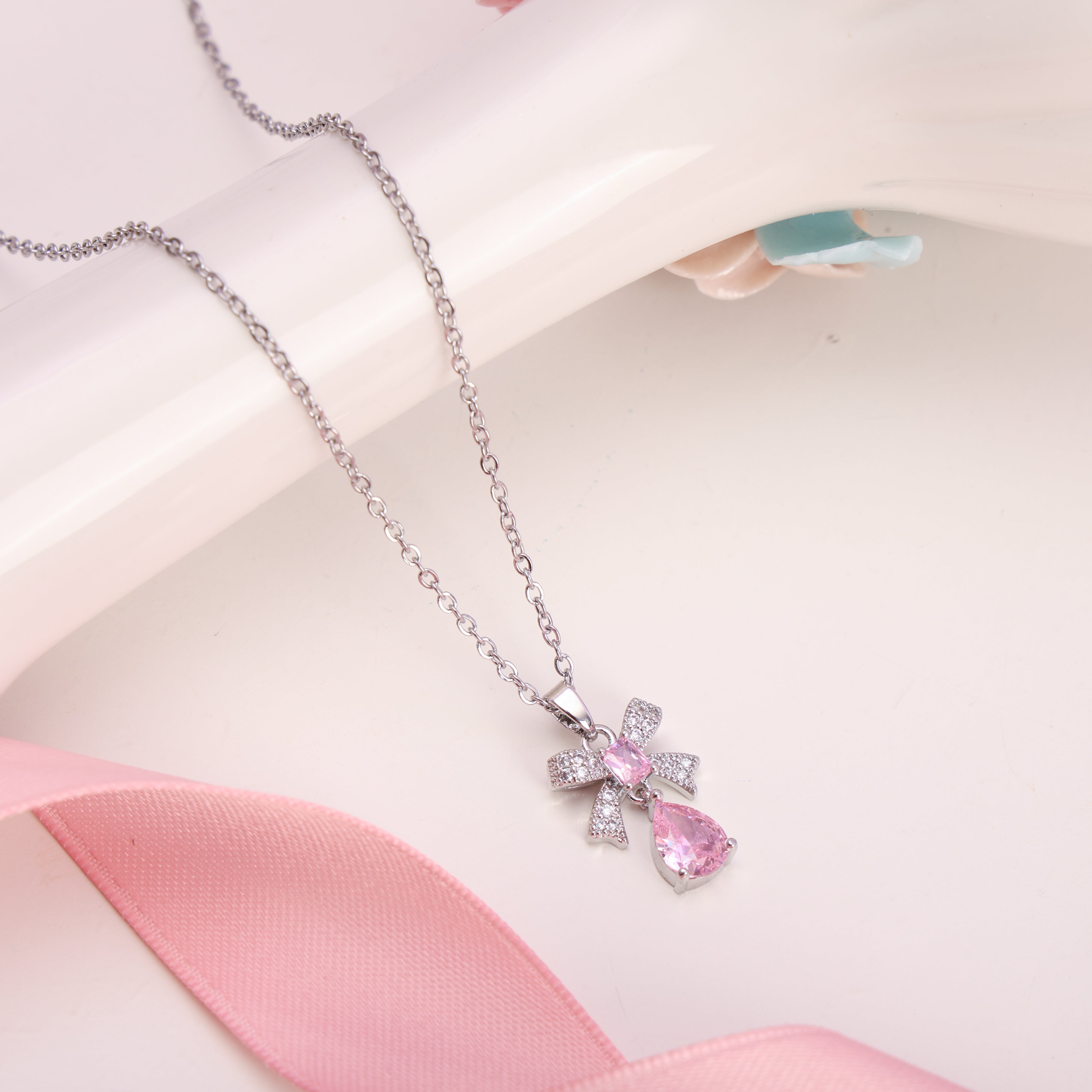Teardrop Bow Pendant Necklace