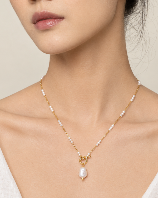 Pearl Toggle Necklace - 18k Gold ( Demi Fine )