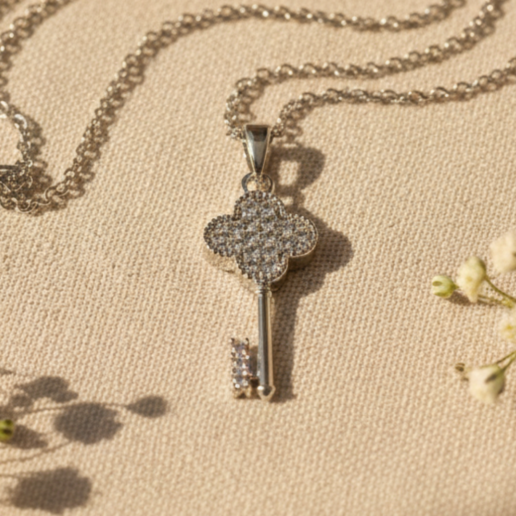 Key to Heart Classic Zircon Diamond Necklace