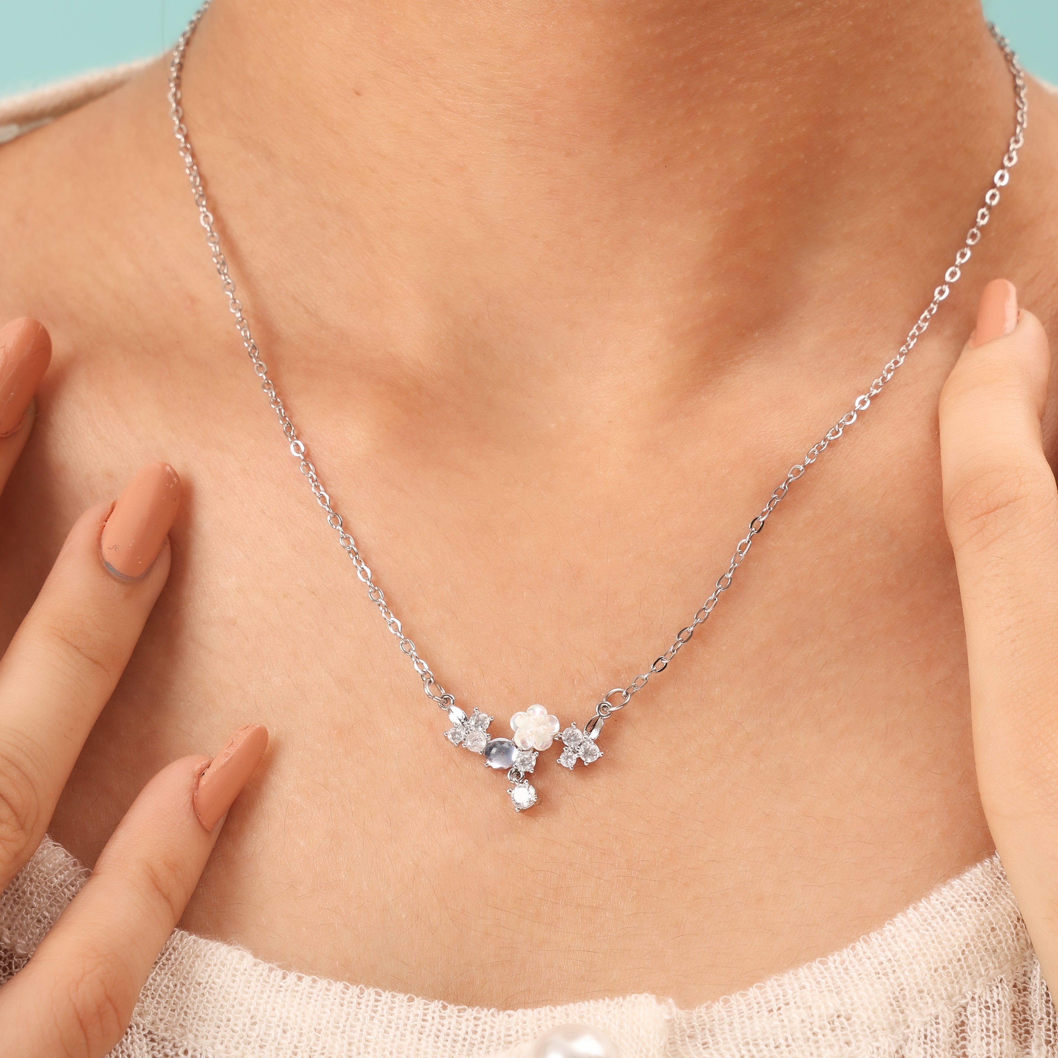 Silver Flower Cluster Necklace