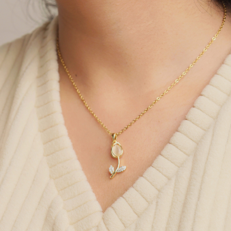Tulip Leaf Necklace