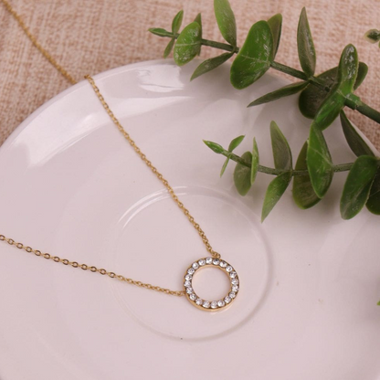 18k Gold Tranquil Jewel Necklace