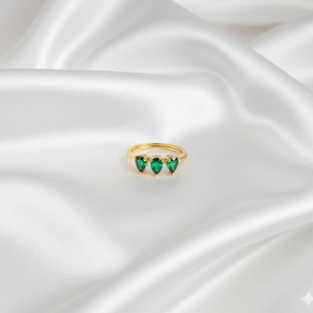 Verdant Teardrop Ring