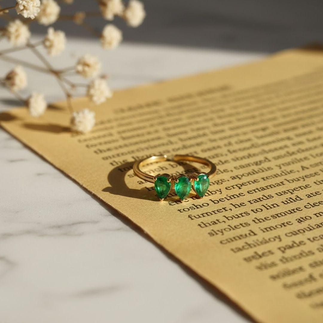 Verdant Teardrop Ring
