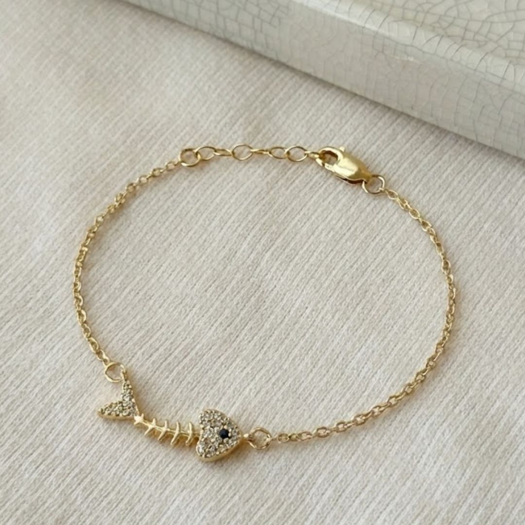 Dainty Fish Charm Anklet