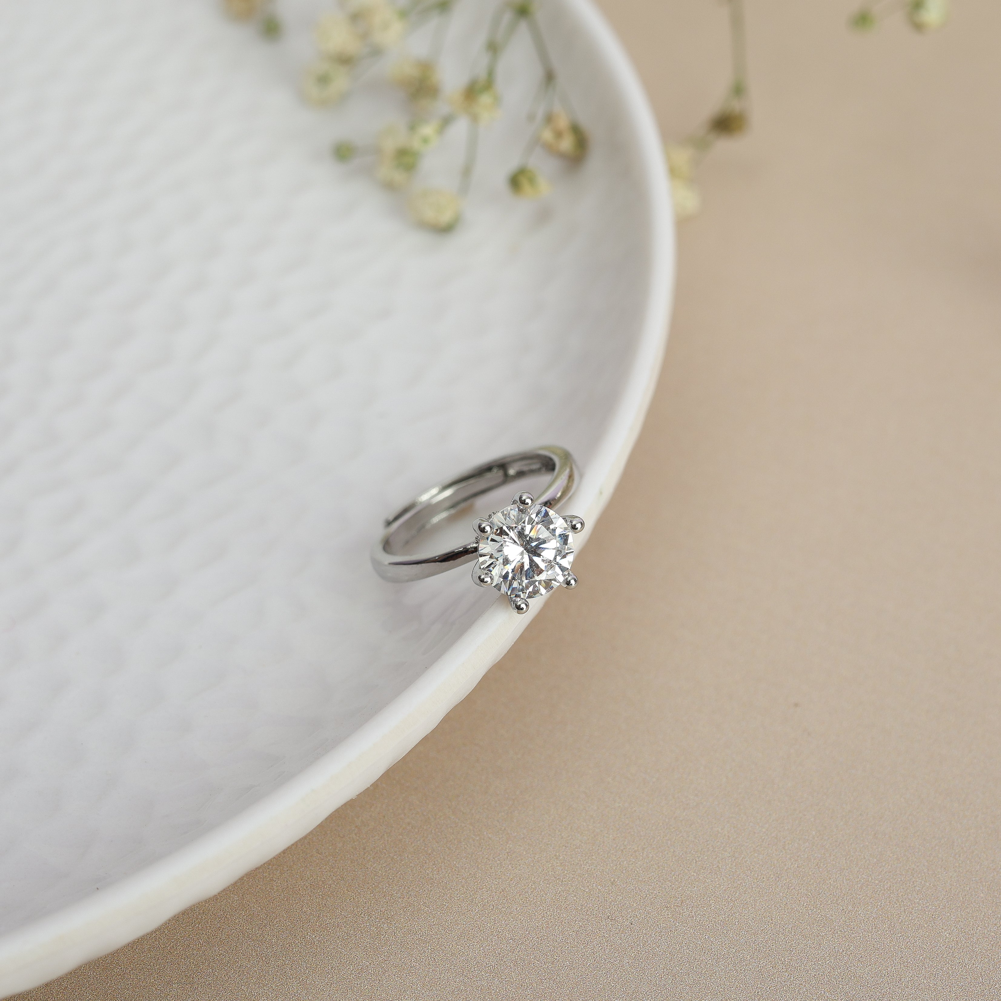 Solitaire Brilliance Ring