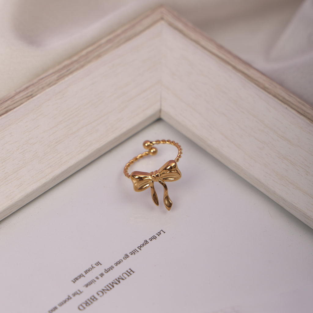 Gilded Bow Ribbon Ring