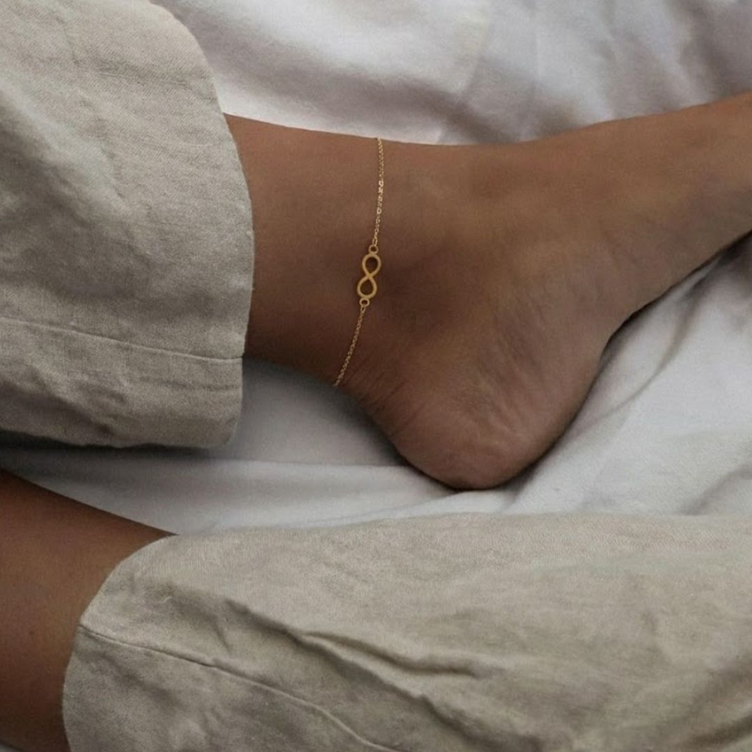 Forever Gleam Charm Anklet