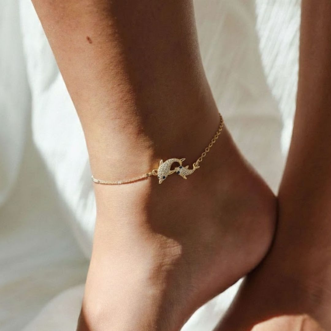 Luxe Vision Charm Anklet