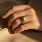 Golden Rib Ring - 18k Gold (Demi Fine)