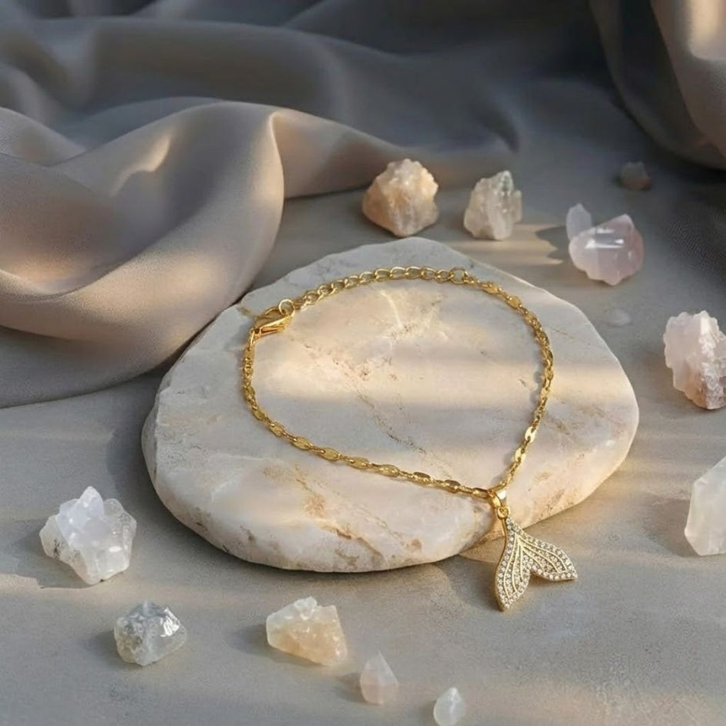 Golden Tail Charm Anklet