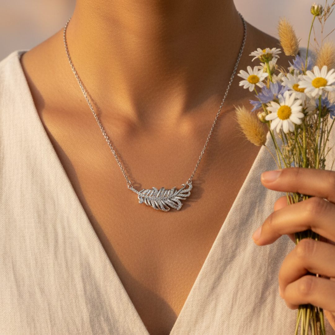 Feather Zircon Diamond Necklace