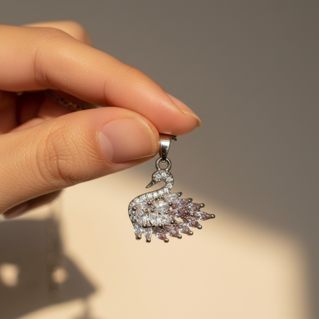 Moses Cinera Necklace