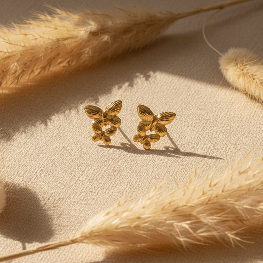 Gimmicky Freak Earrings