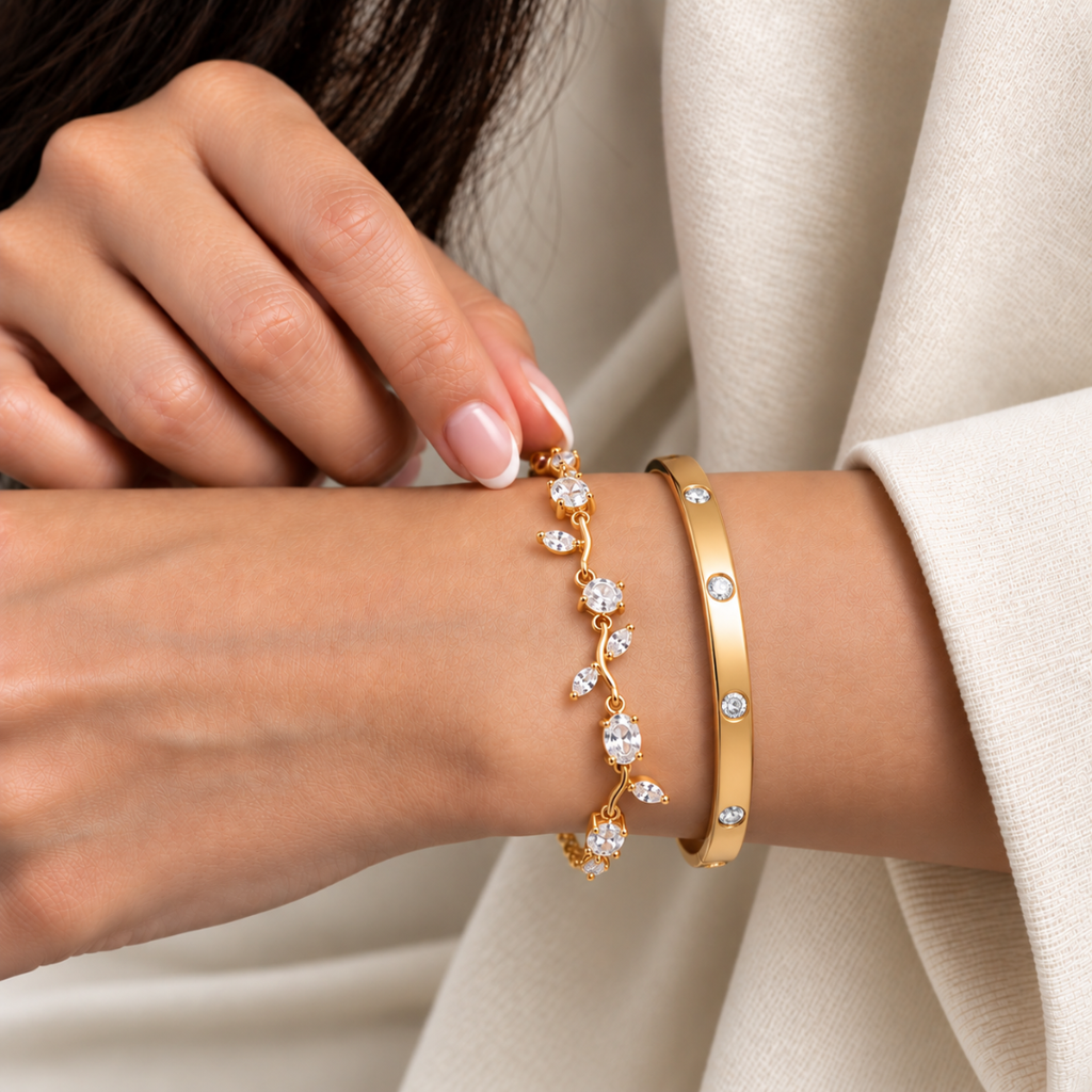 Petal Glow Bracelet - 18k Gold ( Demi Fine )