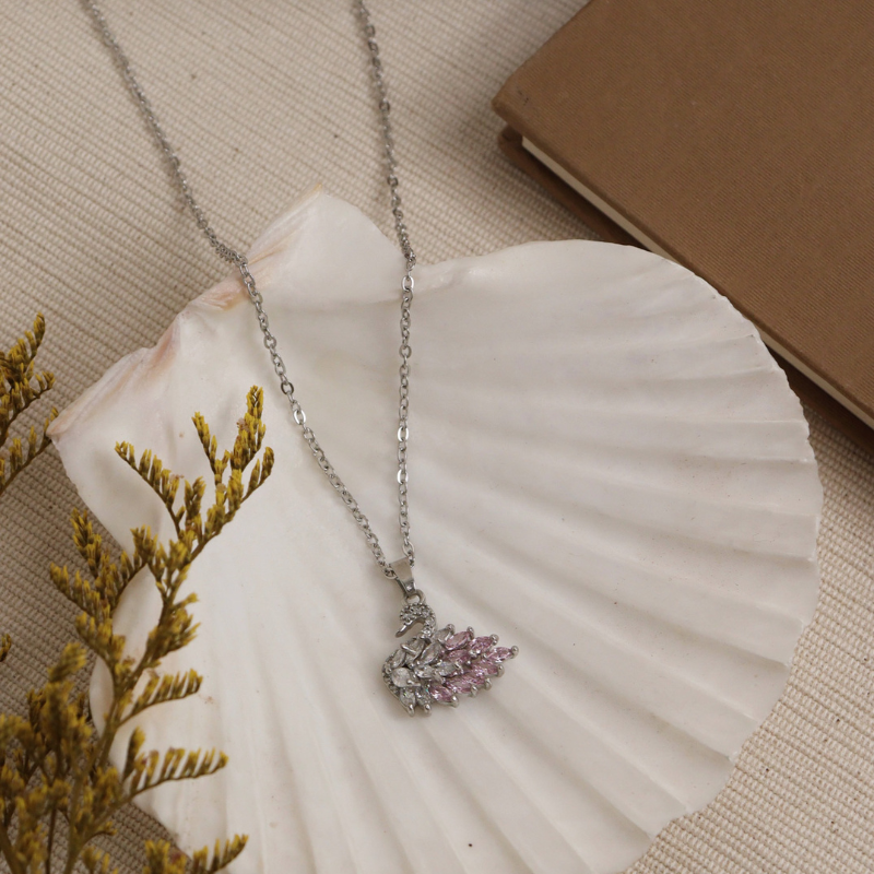 Moses blush necklace