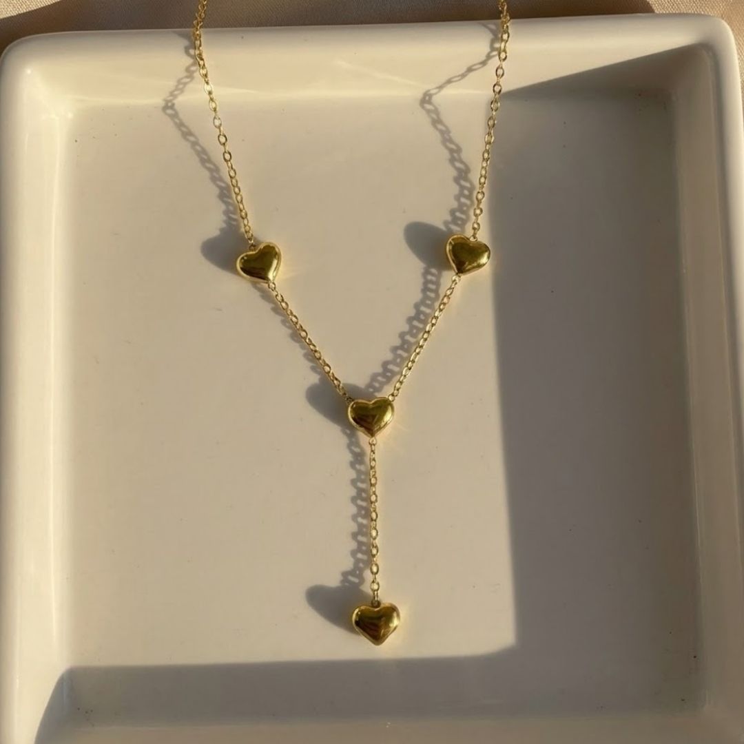 Voguish 2D Heart Necklace