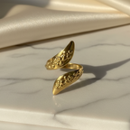 Golden Leaf ring - 18k Gold (Demi Fine)