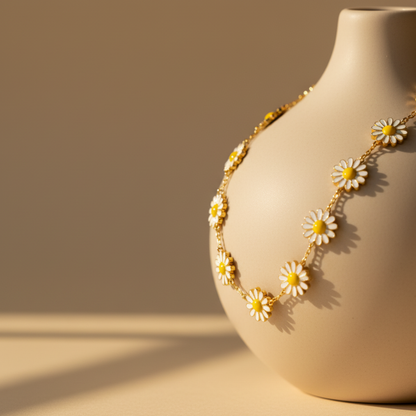 Pretty Pinch Necklace