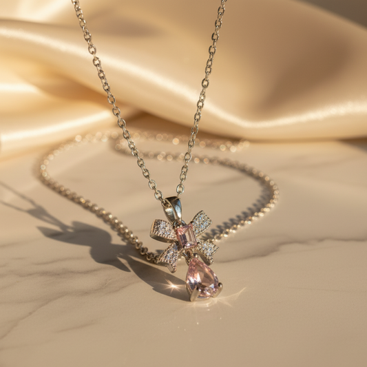 Chaand Enclave Necklace